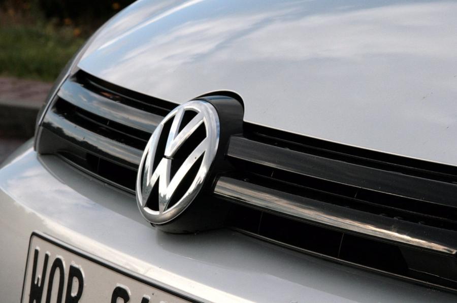  Volkswagen Golf 2010 года  (фото 2 из 36)